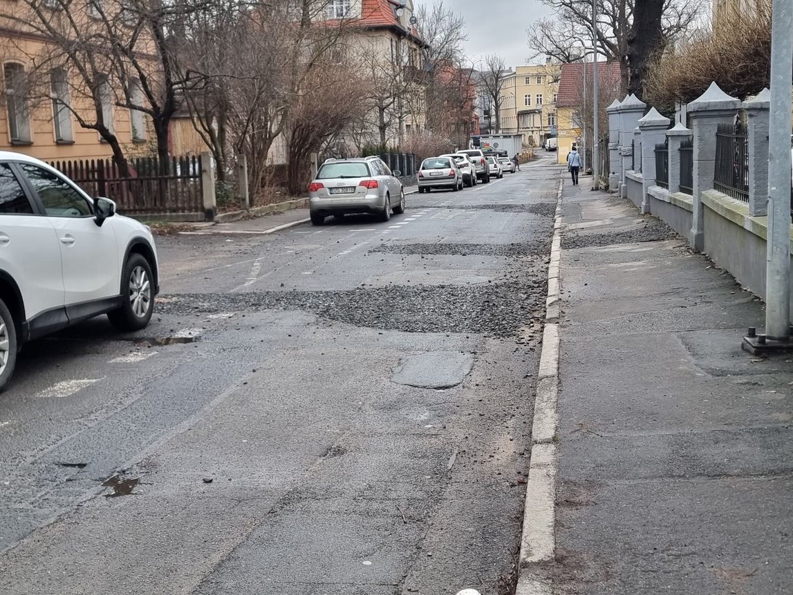 Przedłuży się remont ulicy w centrum