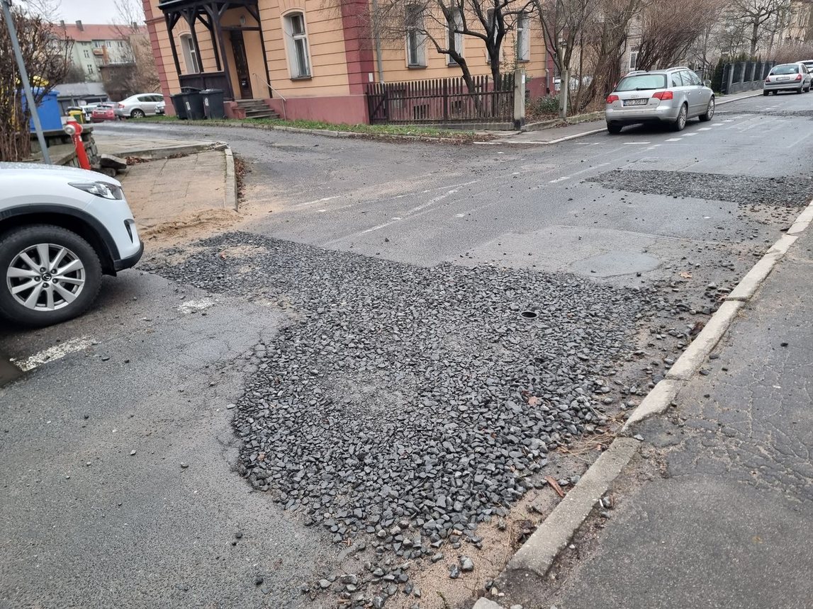 Przedłuży się remont ulicy w centrum