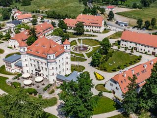 Pałac w Wojanowie – od gniazda rycerzy po nowoczesne SPA