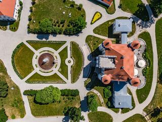 Pałac w Wojanowie – od gniazda rycerzy po nowoczesne SPA