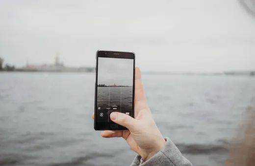 Czy warto kupować używane smartfony do 1000 zł?