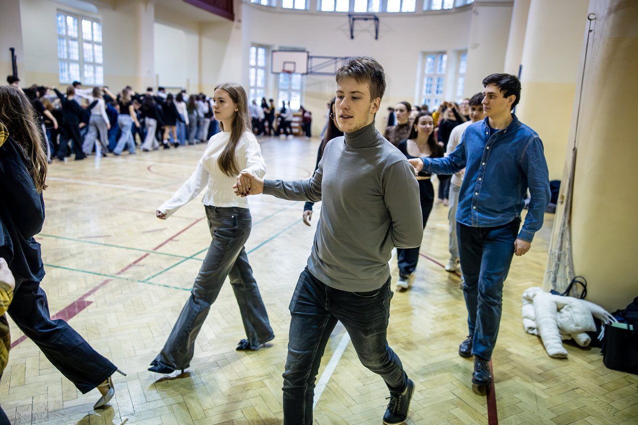 Przygotowania do studniówki trwają...