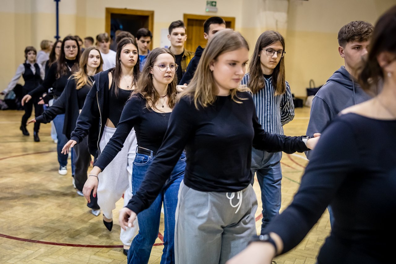 Przygotowania do studniówki trwają...