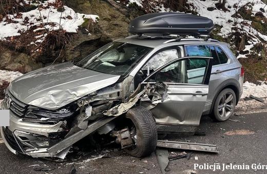 Wypadek na drodze do Szklarskiej Poręby