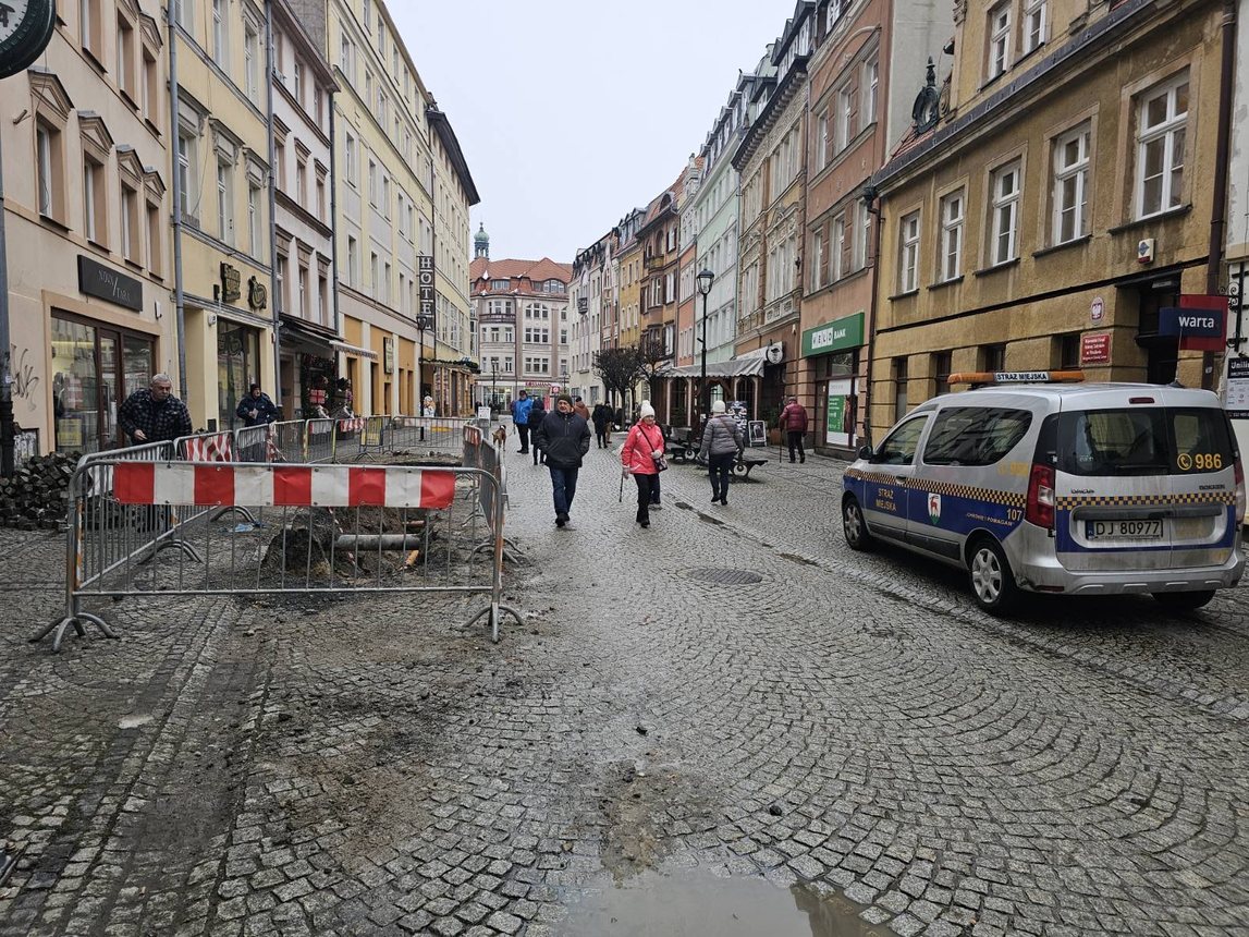 Wykopy na 1 Maja