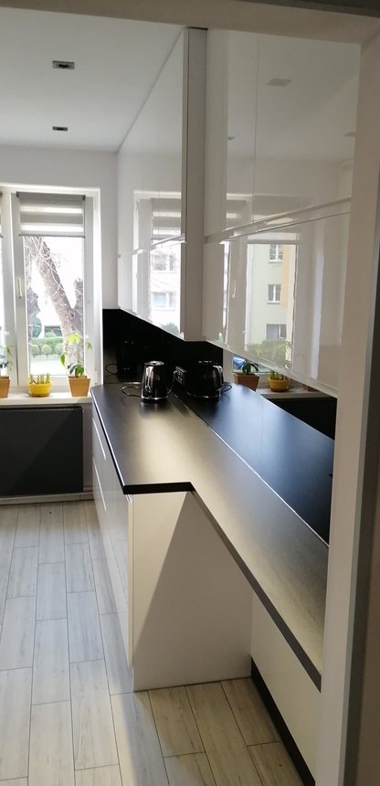 Szafa PLUS – Meble na wymiar: Personalizacja i Funkcjonalność dla Twojego Domu