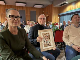 Statuetki dla "Zasłużonych dla Sobieszowa"