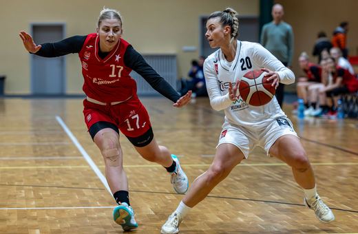 Wzięły rewanż, Wisła odprawiona z kwitkiem