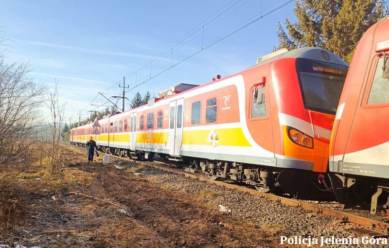 Pociąg potrącił pijanego w Jeleniej Górze