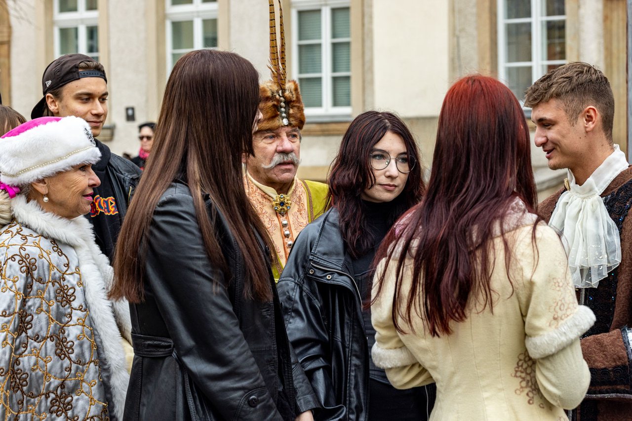 Maturzyści zatańczyli Poloneza