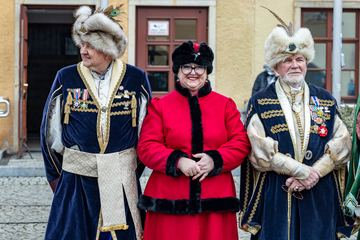 Maturzyści zatańczyli Poloneza