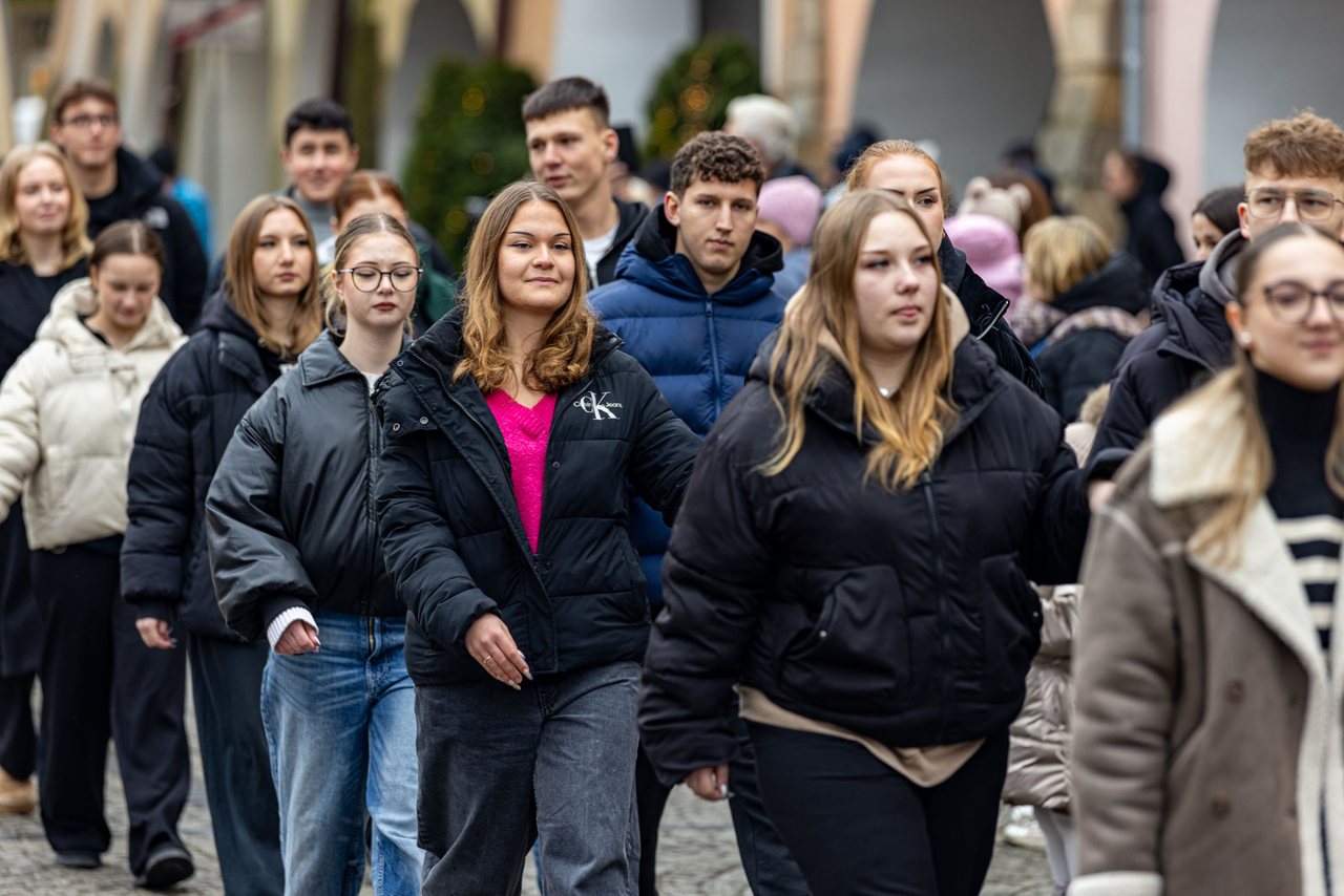 Maturzyści zatańczyli Poloneza