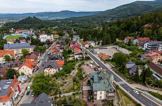Parkowanie w Karpaczu nadal drogie!