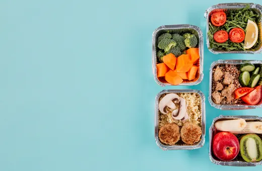 Dieta pudełkowa w Jeleniej Górze – zasmakuj w lokalnych produktach dostarczanych pod Twoje drzwi