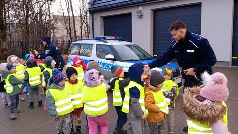 Przedszkolaki w komisariacie
