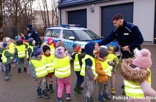 Przedszkolaki w komisariacie