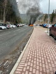 Pożar auta pod wyciągiem