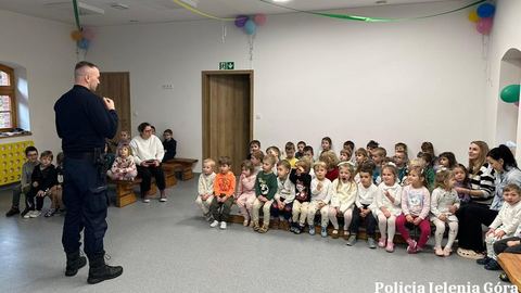 Dzielnicowy u przedszkolaków