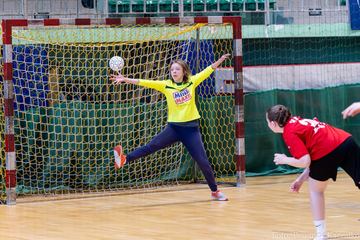 Nie było mocnych na reprezentantki SP 11