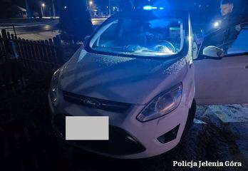 Jechał autem z różnymi tablicami rejestracyjnymi