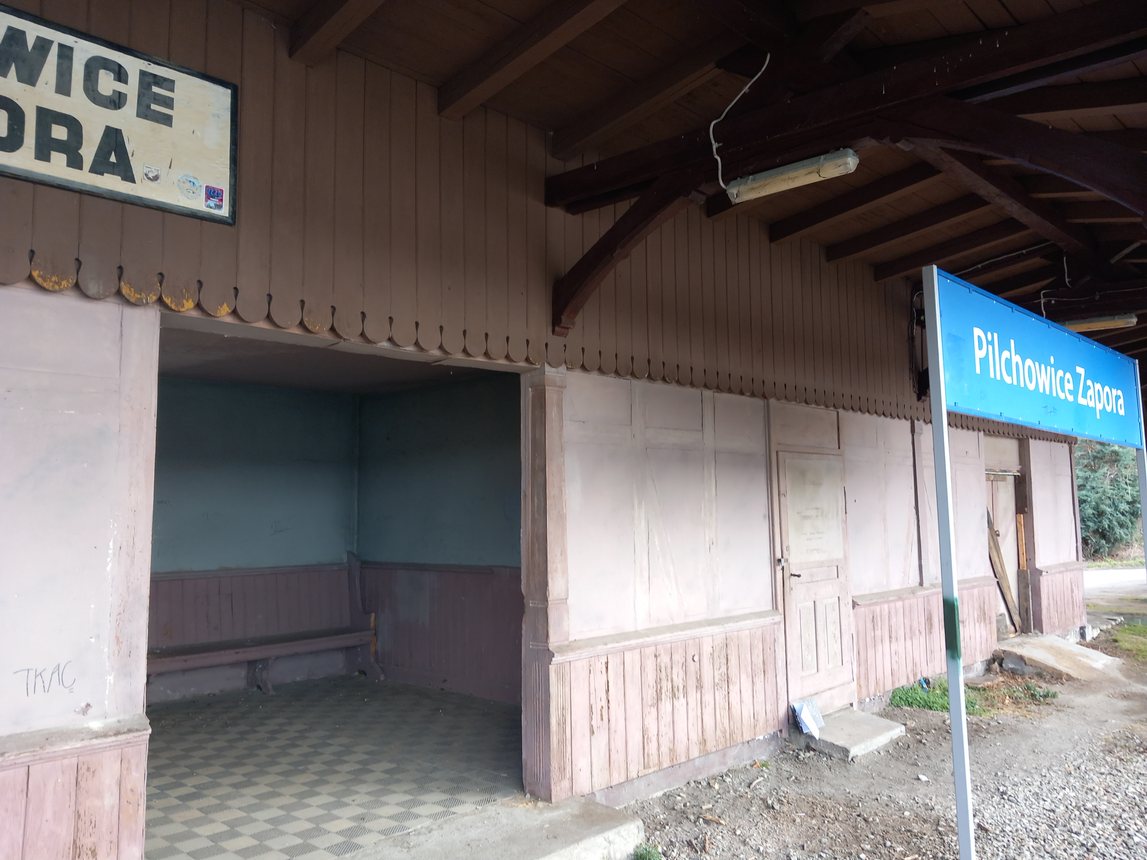 Stacja nad zaporą wciąż na sprzedaż