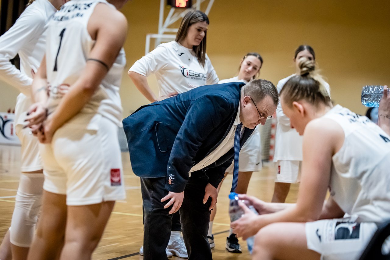 Górą gospodynie. Kapitalne widowisko w hali SP 8