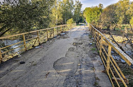Kto wykona projekt nowego mostu?