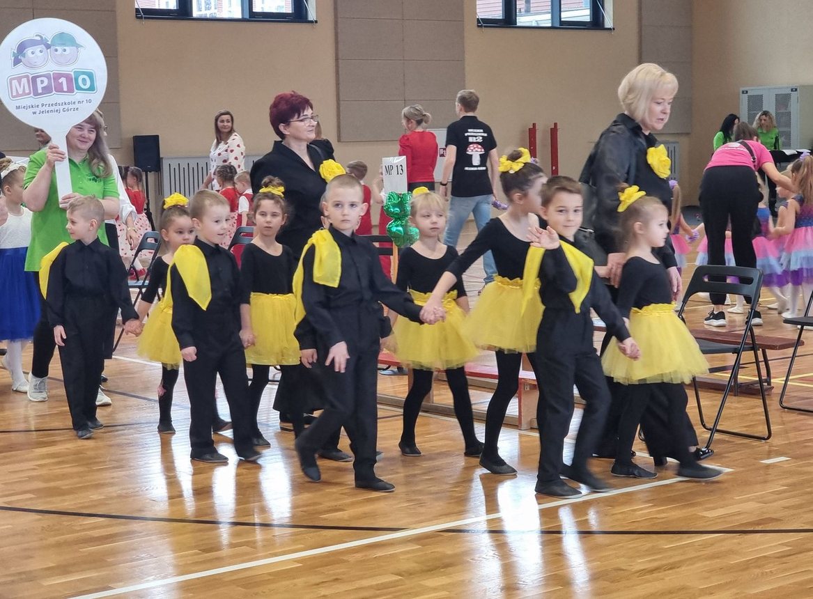 Taneczny show przedszkolaków