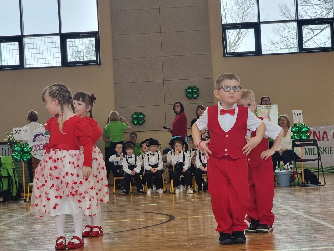 Taneczny show przedszkolaków