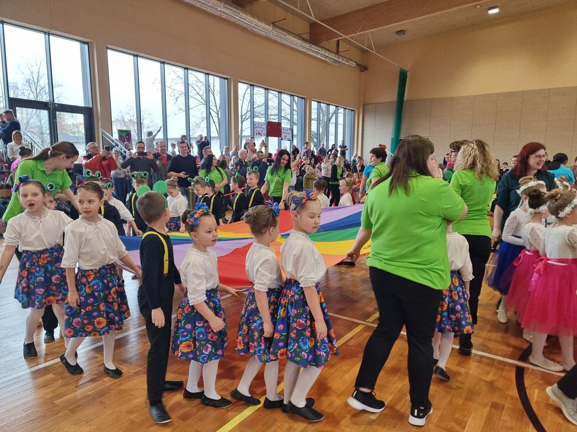 Taneczny show przedszkolaków