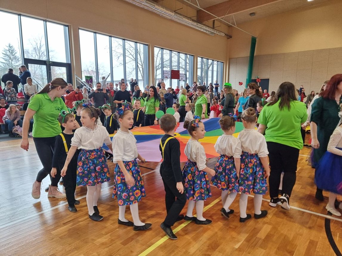 Taneczny show przedszkolaków