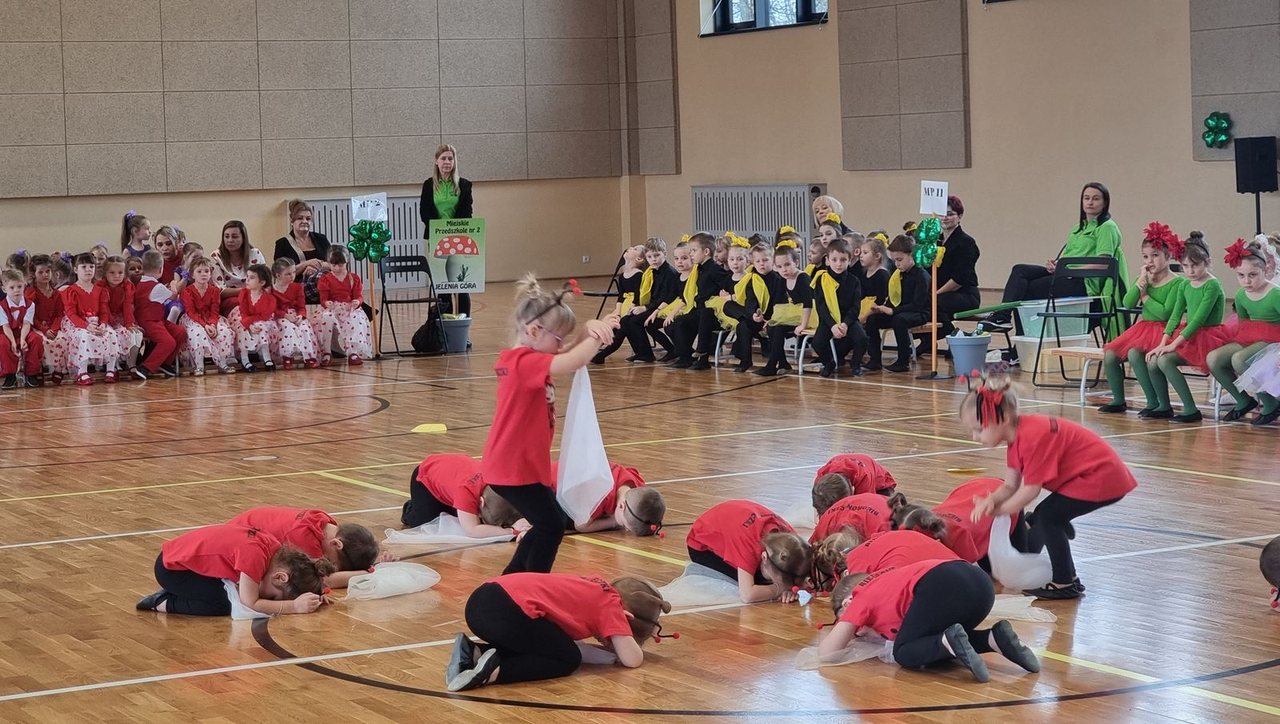 Taneczny show przedszkolaków