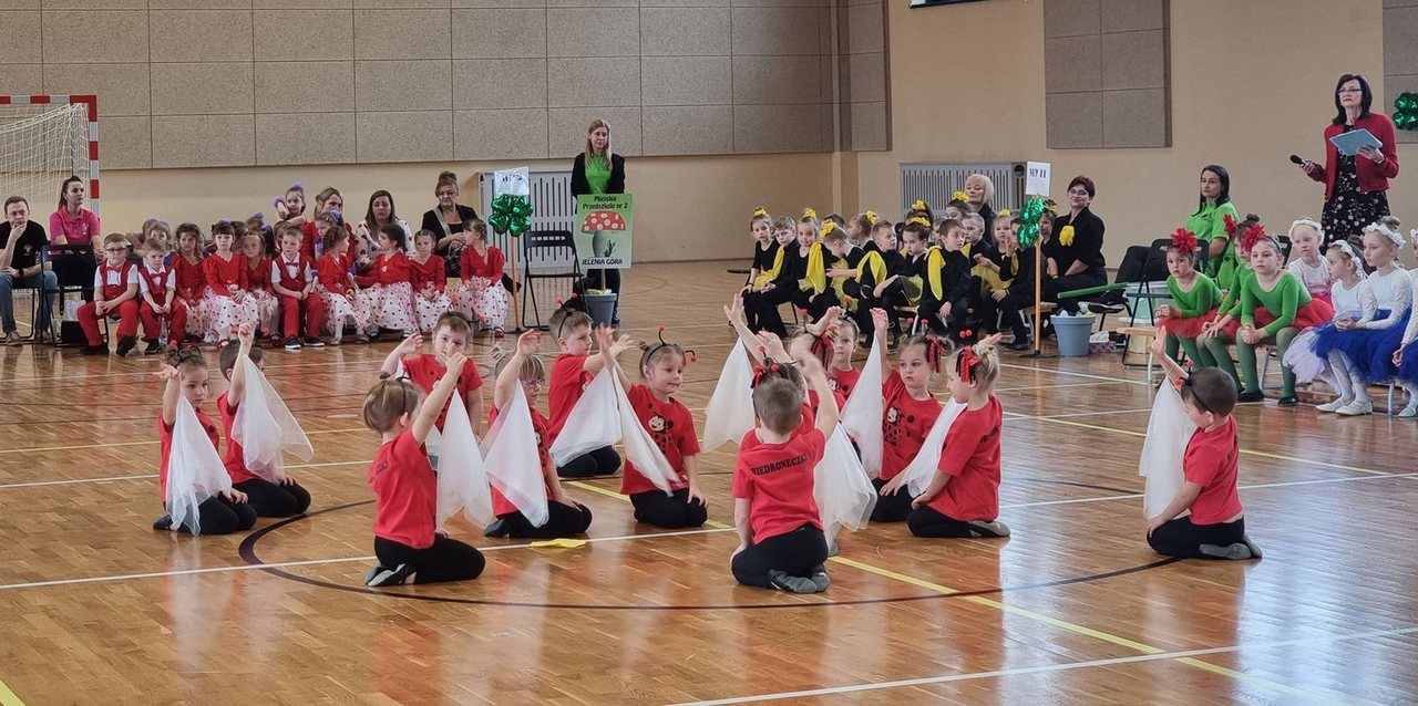 Taneczny show przedszkolaków