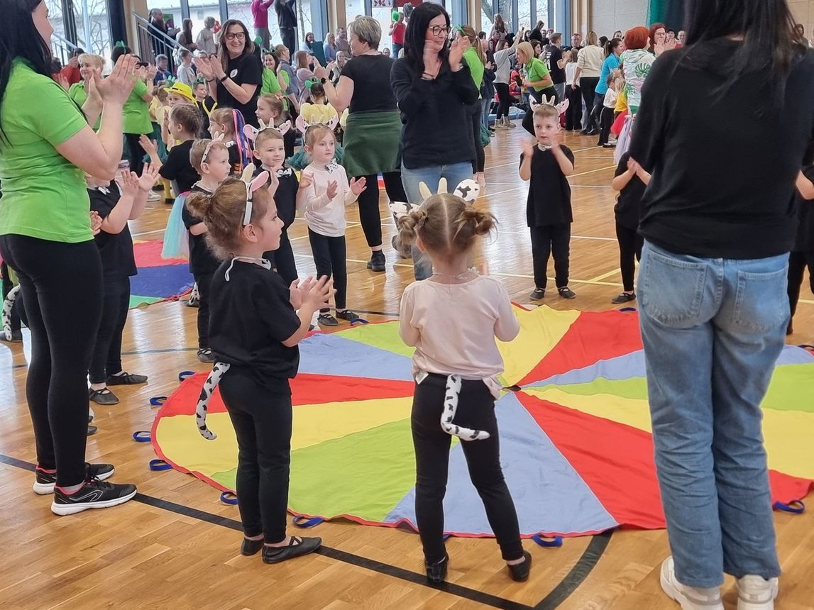 Taneczny show przedszkolaków