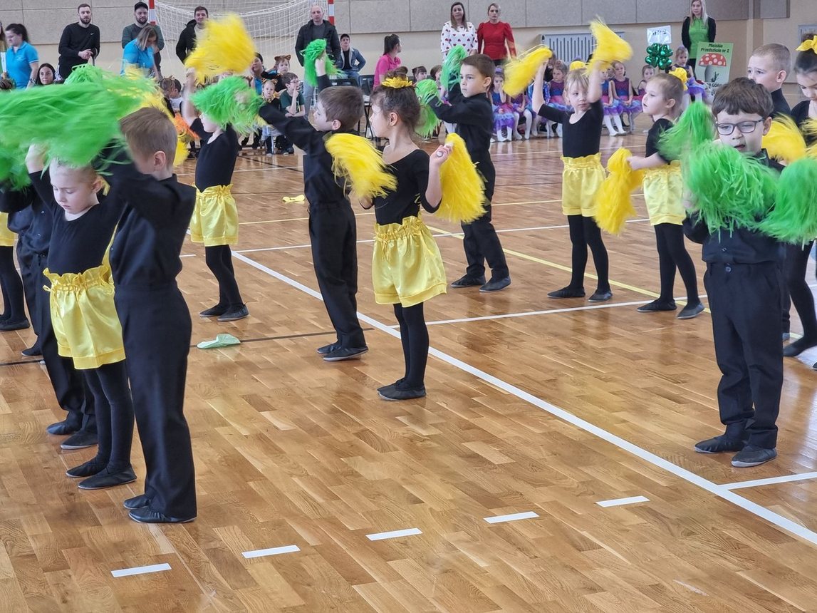 Taneczny show przedszkolaków