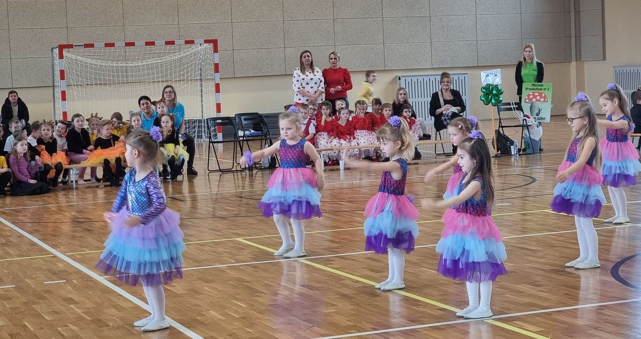 Taneczny show przedszkolaków