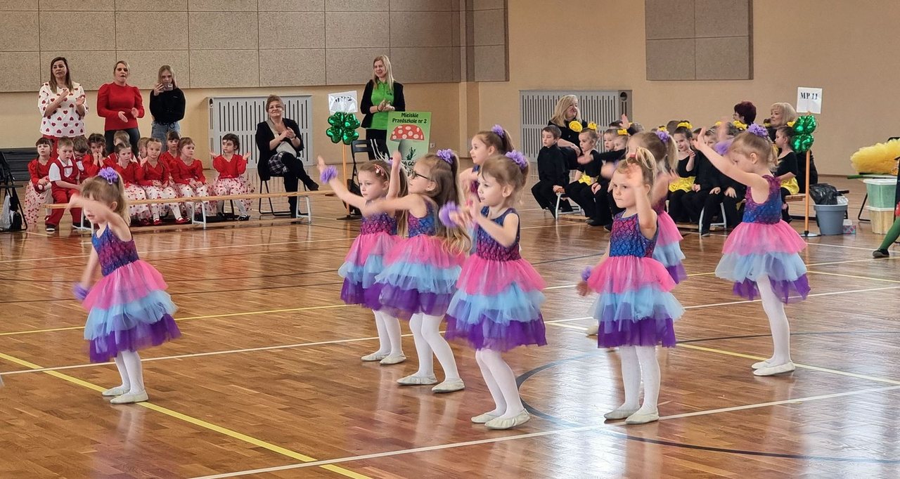 Taneczny show przedszkolaków