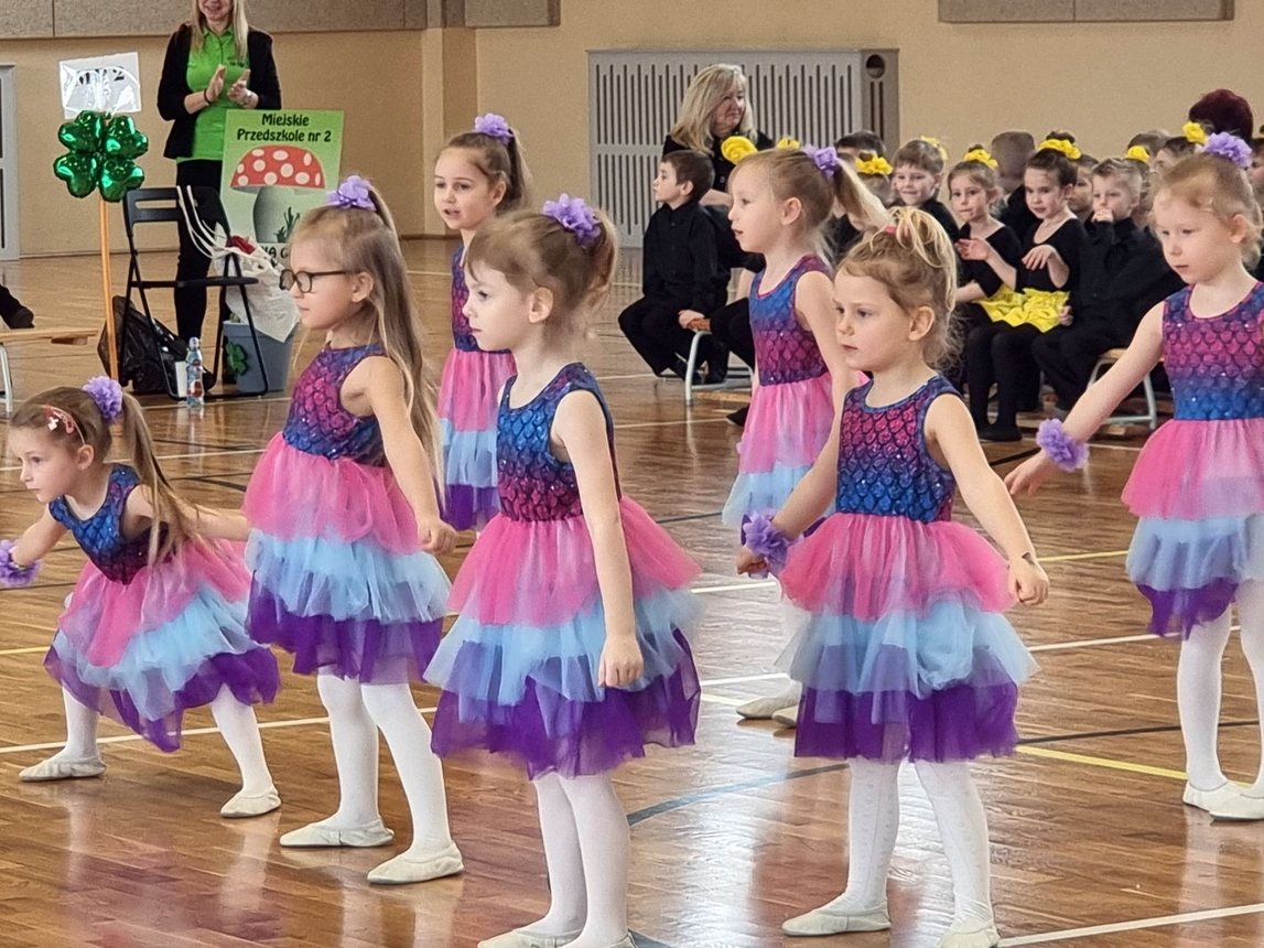 Taneczny show przedszkolaków