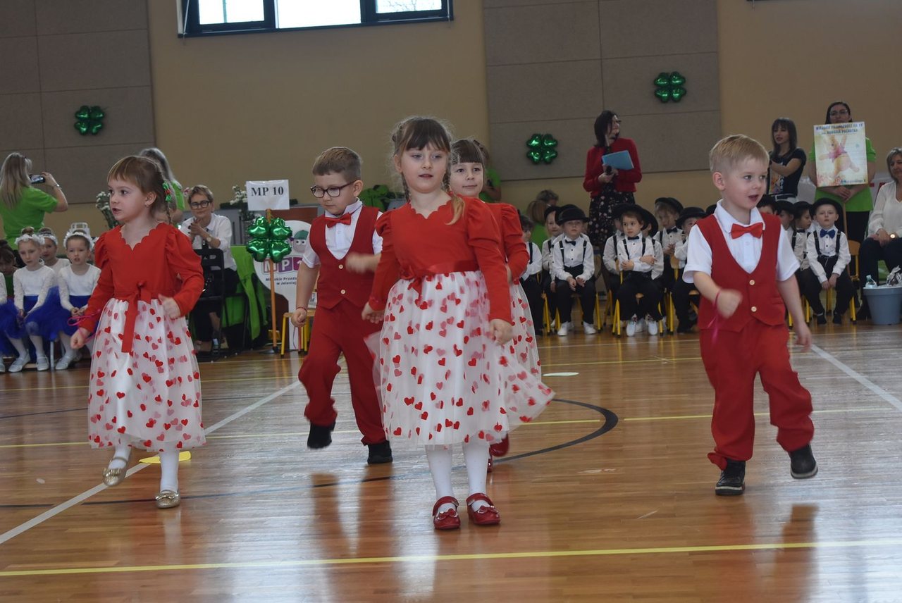Taneczny show przedszkolaków
