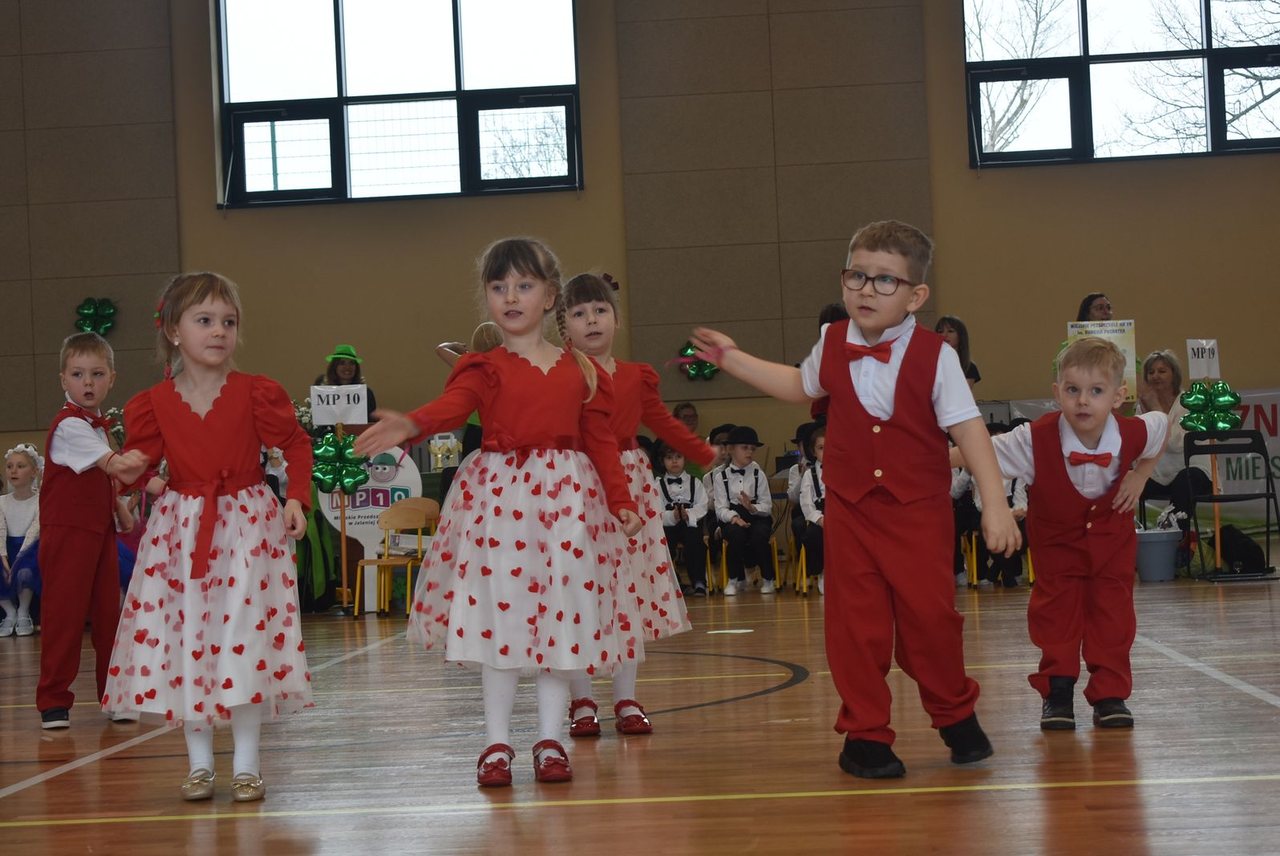 Taneczny show przedszkolaków