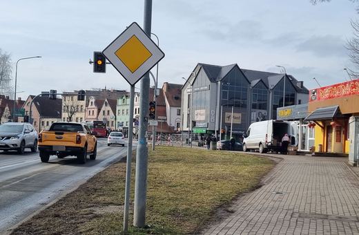 Nowe nazwy dla skwerów i placu