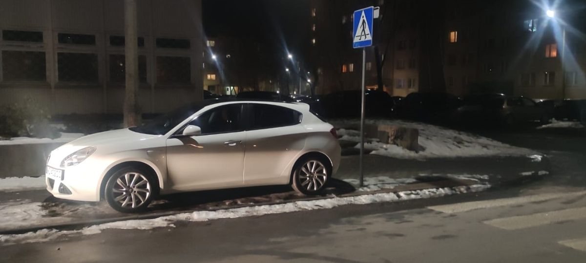 Nowa porcja wyczynów Januszy parkowania