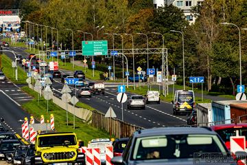 Korki w Jeleniej Górze – codzienny wyścig z czasem