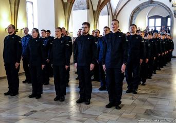 Ślubowanie nowych policjantów