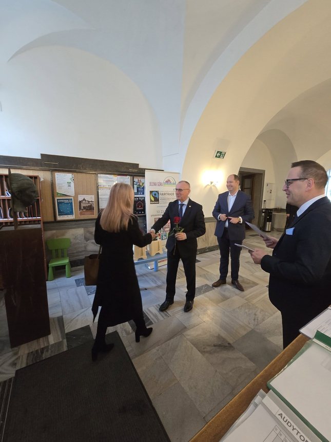 Najlepsze życzenia dla kobiet od prezydenta Jeleniej Góry