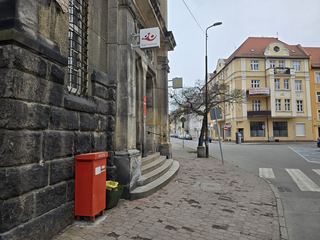 Poczta w Jeleniej Górze otwarta krócej