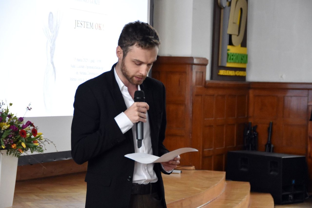 400 kobiet w Żeromie