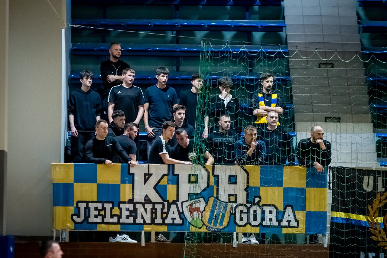 Klęska u siebie. Nie było dziś efektu "nowej miotły"