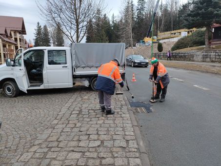 Wiosenne porządki pod Szrenicą