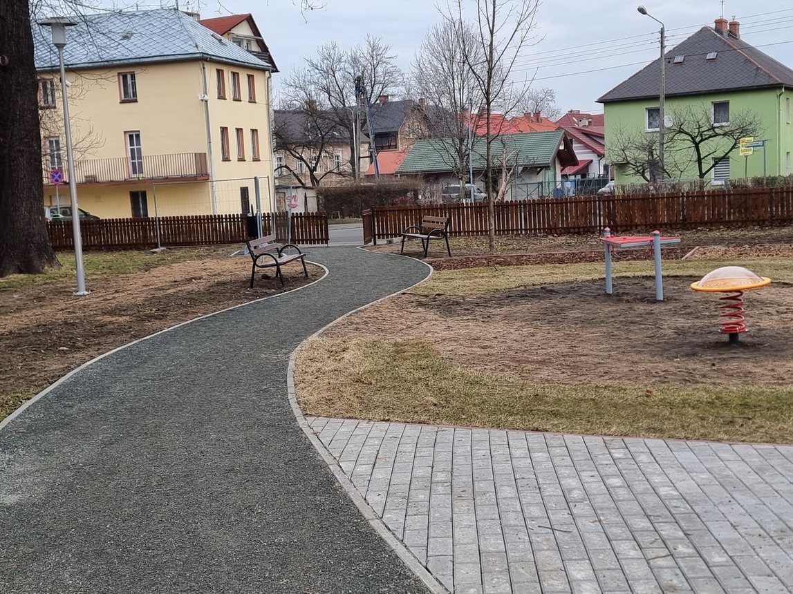 Plac zabaw jest jak nowy